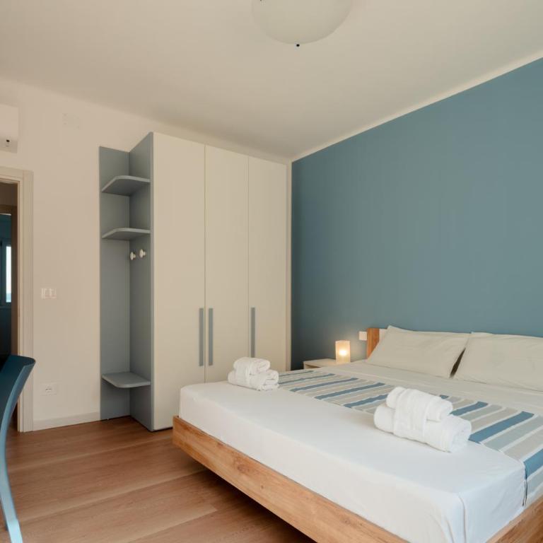 Skyline Sea View Center Trieste Loc Tur x 4 - Appartamento con 2 Camere da Letto - 12