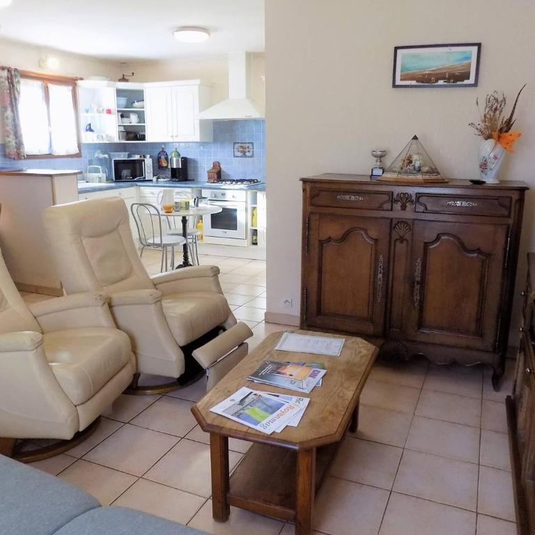 Royan - MAISON de PLAIN-PIED avec jardin clos - QUARTIER RESIDENTIEL - Maison 3 Chambres - 3