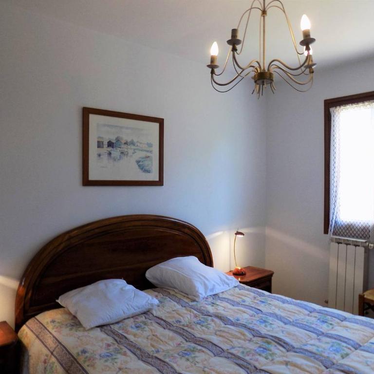 Royan - MAISON de PLAIN-PIED avec jardin clos - QUARTIER RESIDENTIEL - Maison 3 Chambres - 12