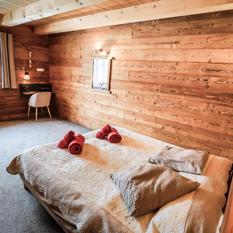 Appt La Grange - 14 pers 7 chambres, duplex, Piscine - ARAVISTOUR - Appartement - 30