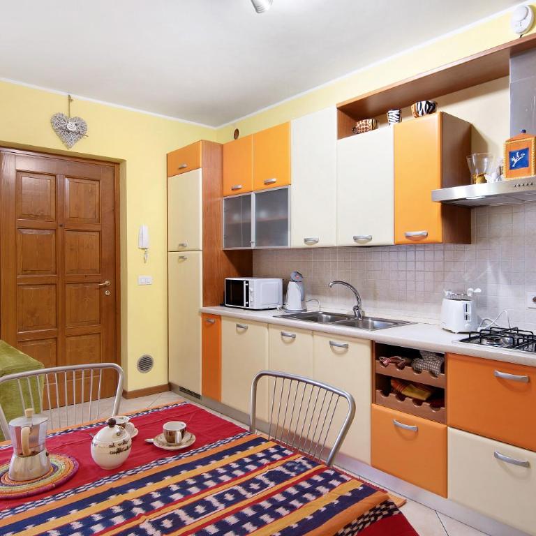 Colorful Apartment - Appartamento Superior con 1 Camera da Letto e Balcone - 10