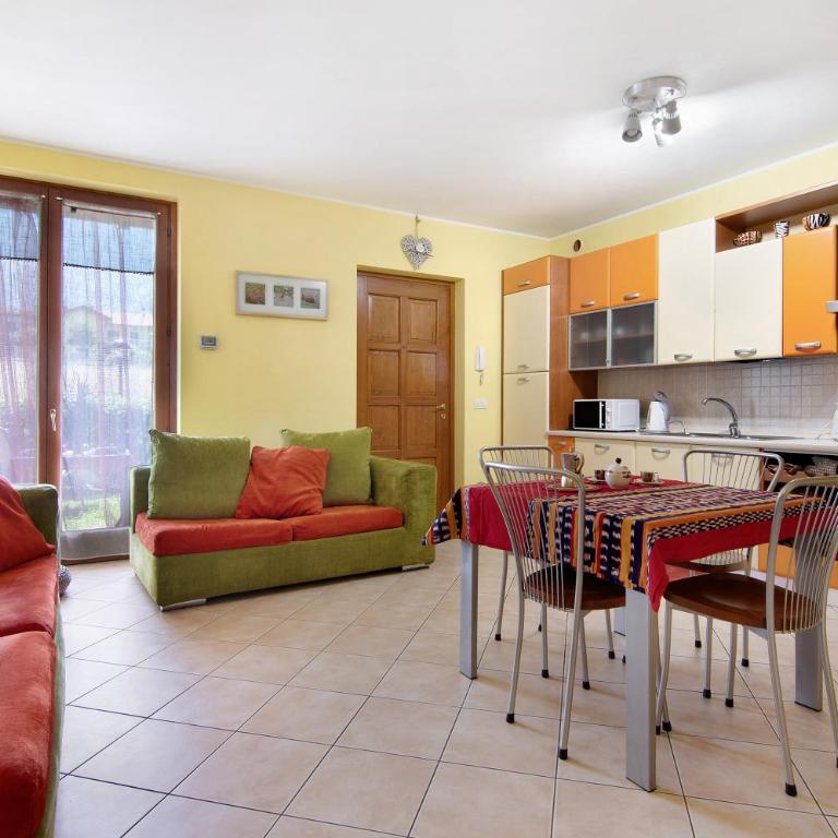 Colorful Apartment - Appartamento Superior con 1 Camera da Letto e Balcone - 4