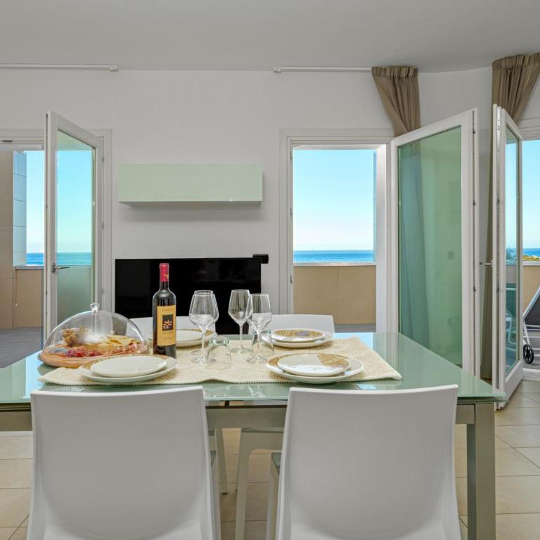 Villa Marconi Apartment 9 - Appartamento Deluxe con 2 Camere da Letto e Vista Oceano - 1