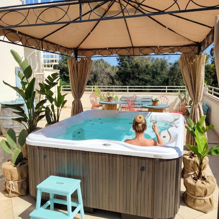 Salento Houses & Idro Suites - Suite with Spa Bath - 8