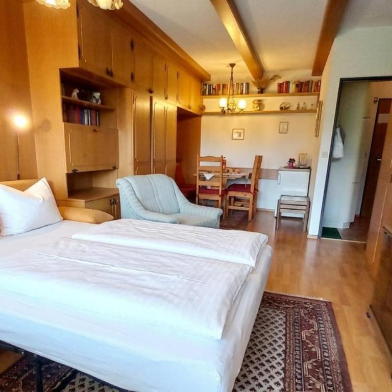 RENATE Haus KMB Seeappartement am Ossiacher See, Hallenbad, Skiarena Gerlitzen - Apartment mit 1 Schlafzimmer - 4