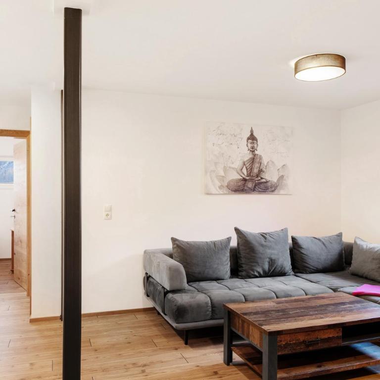 Apartement Ben´s Auszeit Top 4 - Vierbettzimmer mit Dusche - 2