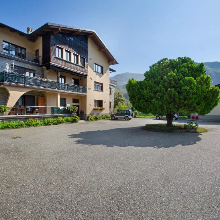 Chez Sabrina - Appartamento Deluxe con 2 Camere da Letto e Vista Giardino - 8