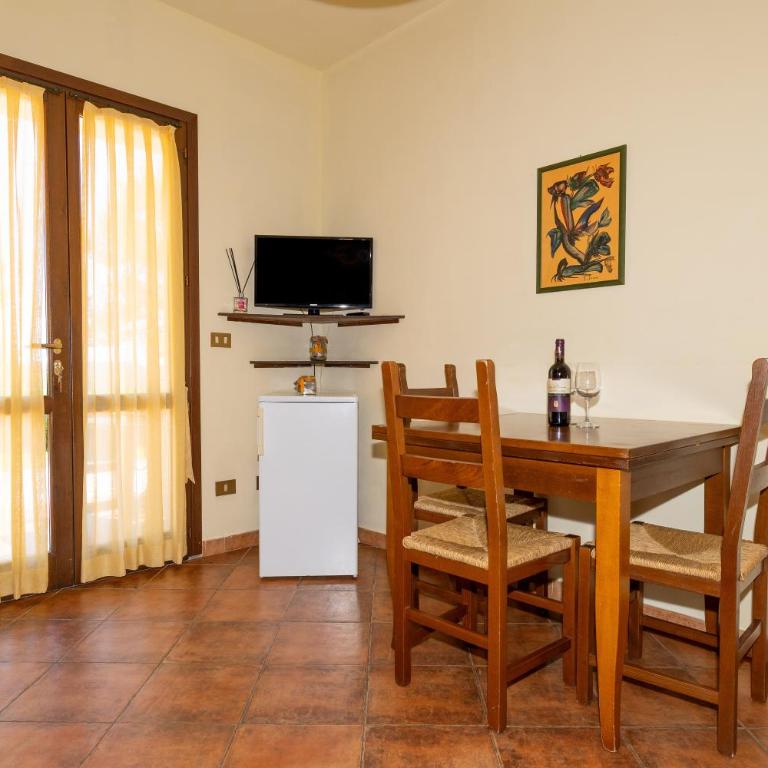 Residence Erba Di Campo - Appartamento con 1 Camera da Letto e Vista Giardino - 3