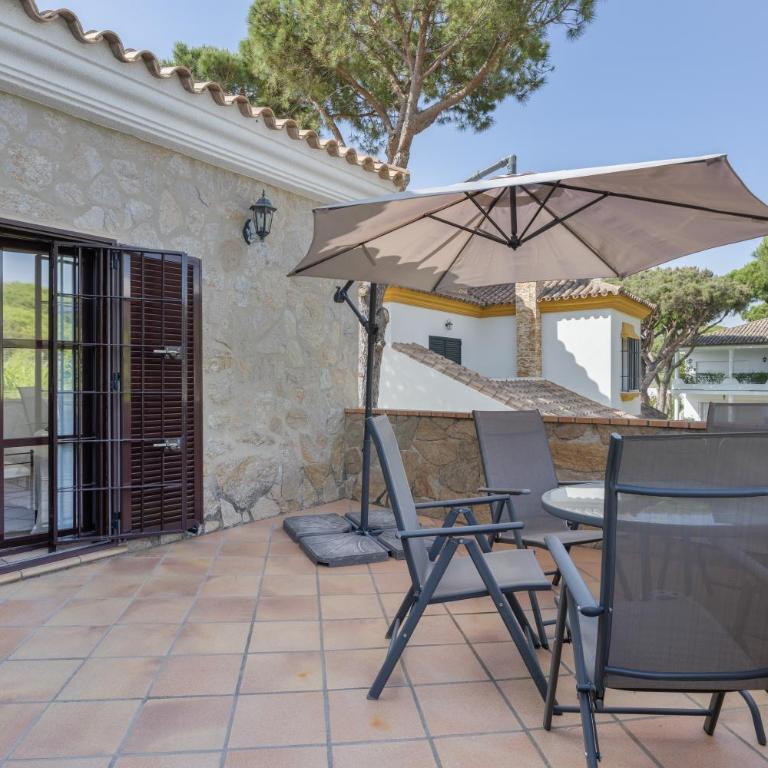 Chalet con Piscina en Chiclana - Casa - 16