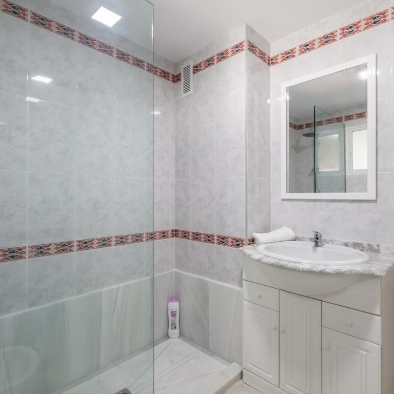Amicorum Parking - Apartamento Premium de 3 dormitorios con balcón - 10