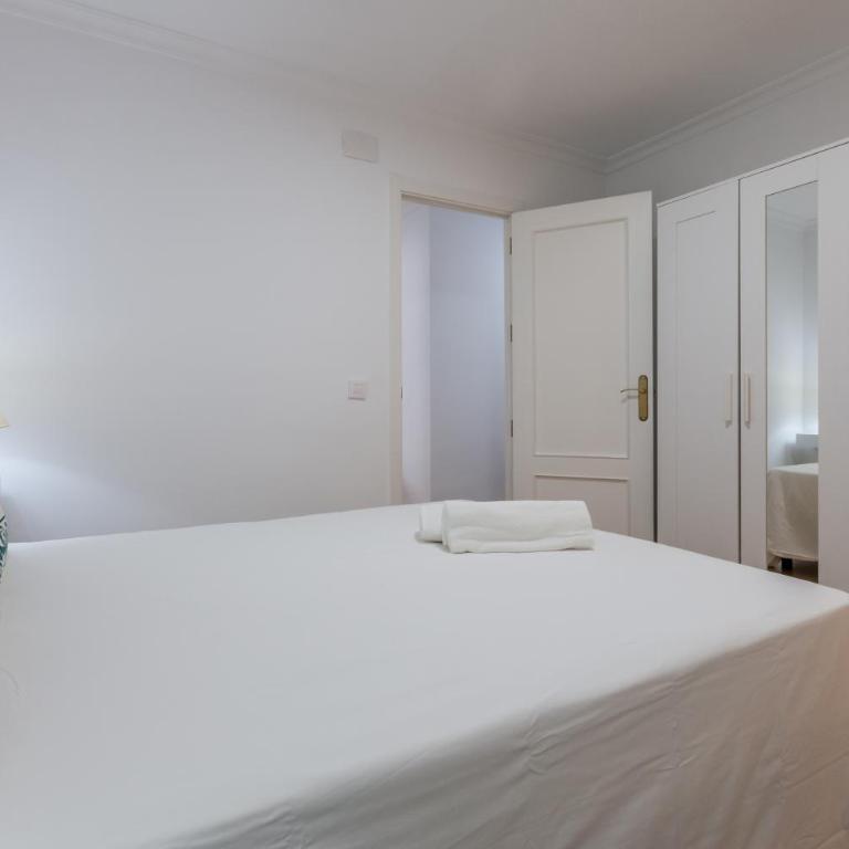 Amicorum Parking - Apartamento Premium de 3 dormitorios con balcón - 9