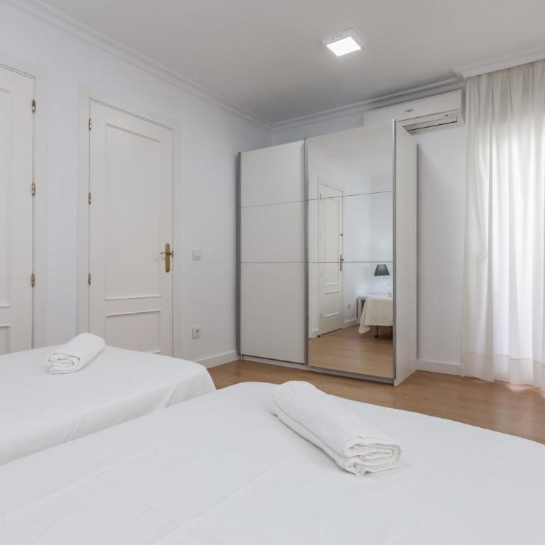 Amicorum Parking - Apartamento Premium de 3 dormitorios con balcón - 14