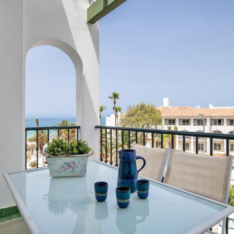 Vistas a la Fontanilla solo familia - Apartamento con terraza - 21