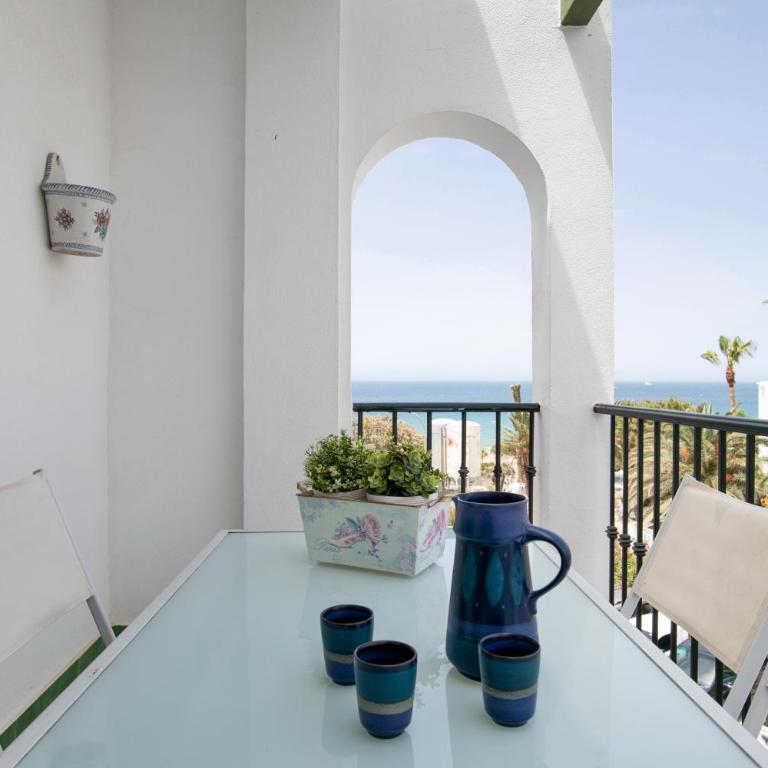 Vistas a la Fontanilla solo familia - Apartamento con terraza - 1
