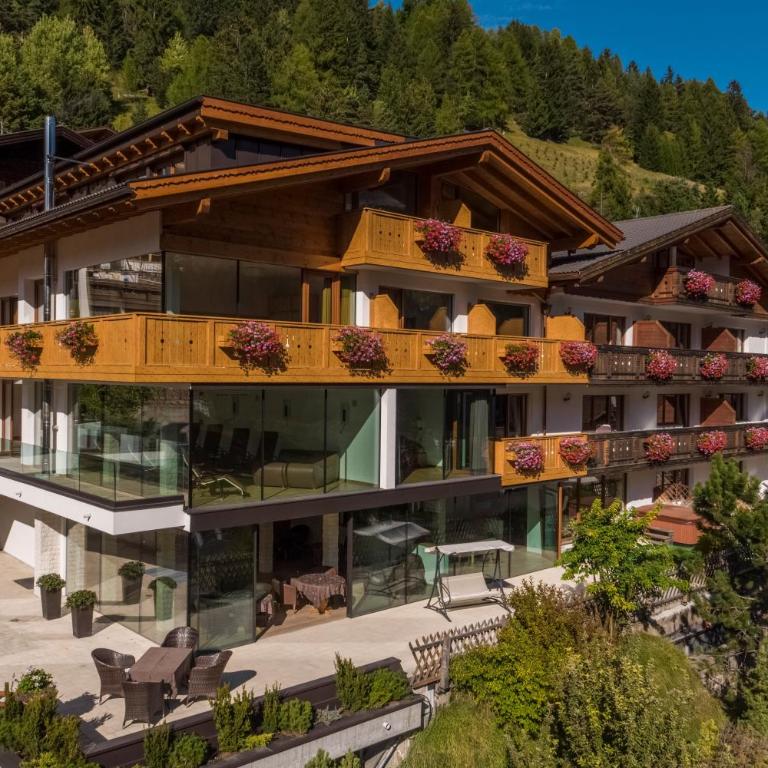 Hotel Residence Gardena Alps 300 - Appartamento Superior con Sauna - 23
