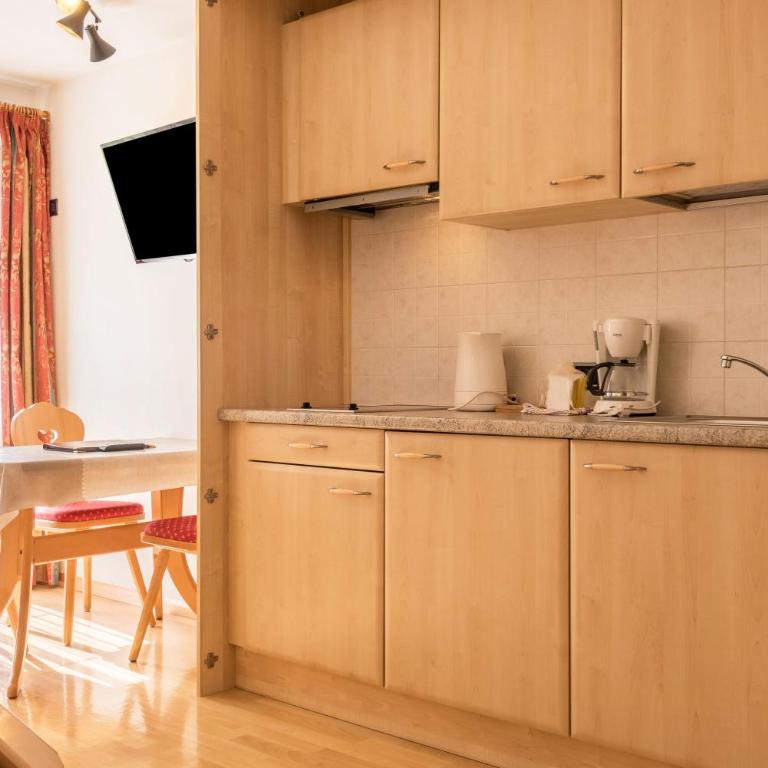 Hotel Residence Gardena Alps 300 - Appartamento Superior con Sauna - 9