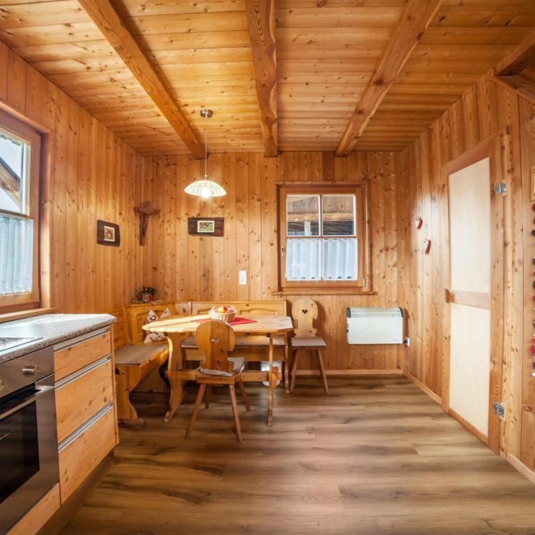 Ferienhaus Waldhof - Casa con 1 Camera da Letto - 1
