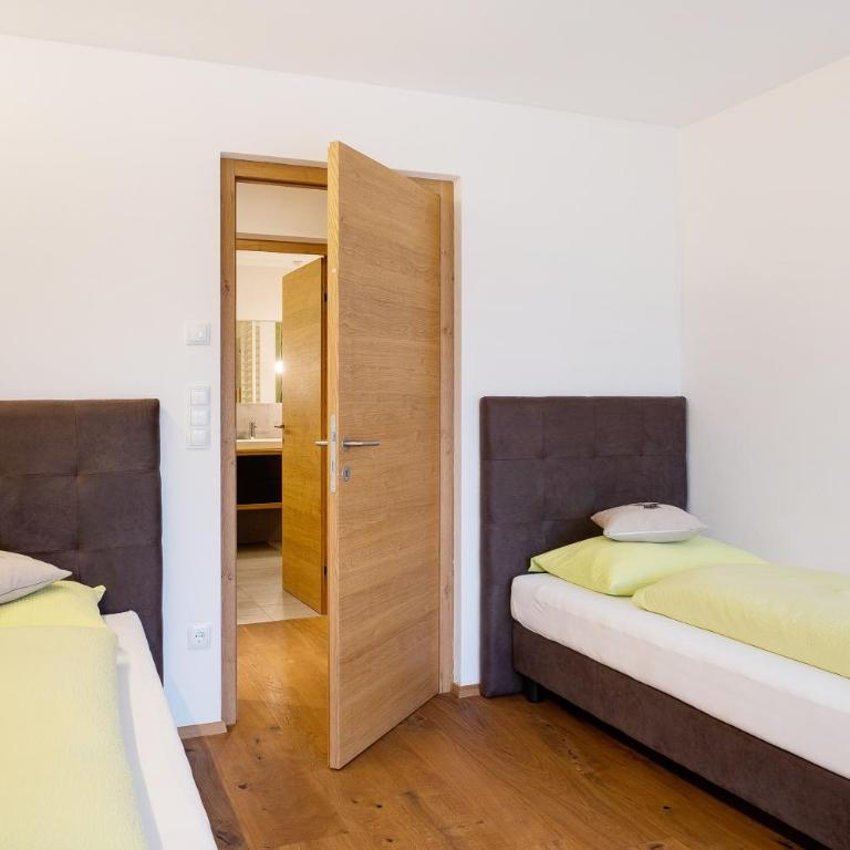 Angerle Alm Apt Alpenglühen - Two-Bedroom Deluxe Apartment with Garden View - 18