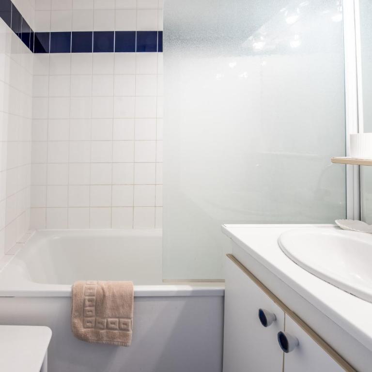 Les Canonniers - Appartement 3 Chambres Premium avec Balcon - 11
