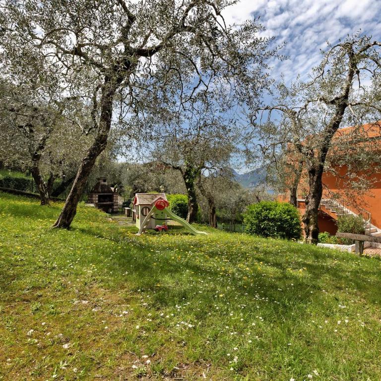 Casa Edda - Sole - Appartamento Deluxe con 2 Camere da Letto e Vista Giardino - 24