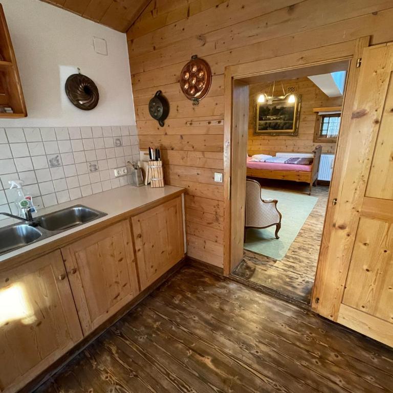 Geigerhaus 500 Jahre - Appt C - Premium Apartment mit 3 Schlafzimmern und Balkon - 18