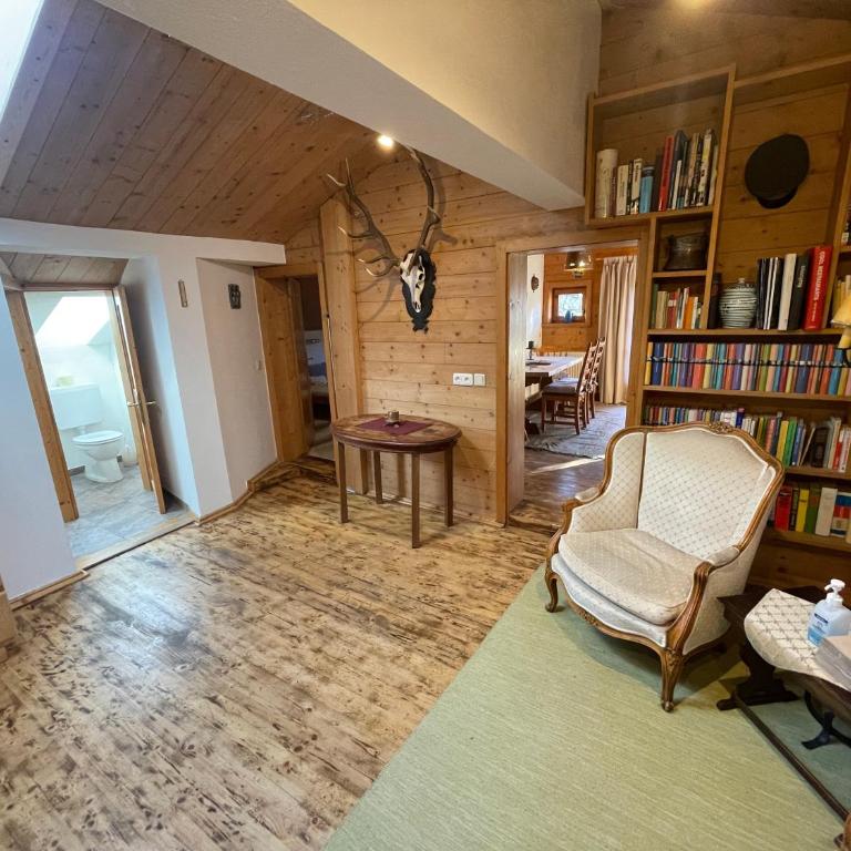 Geigerhaus 500 Jahre - Appt C - Premium Apartment mit 3 Schlafzimmern und Balkon - 14