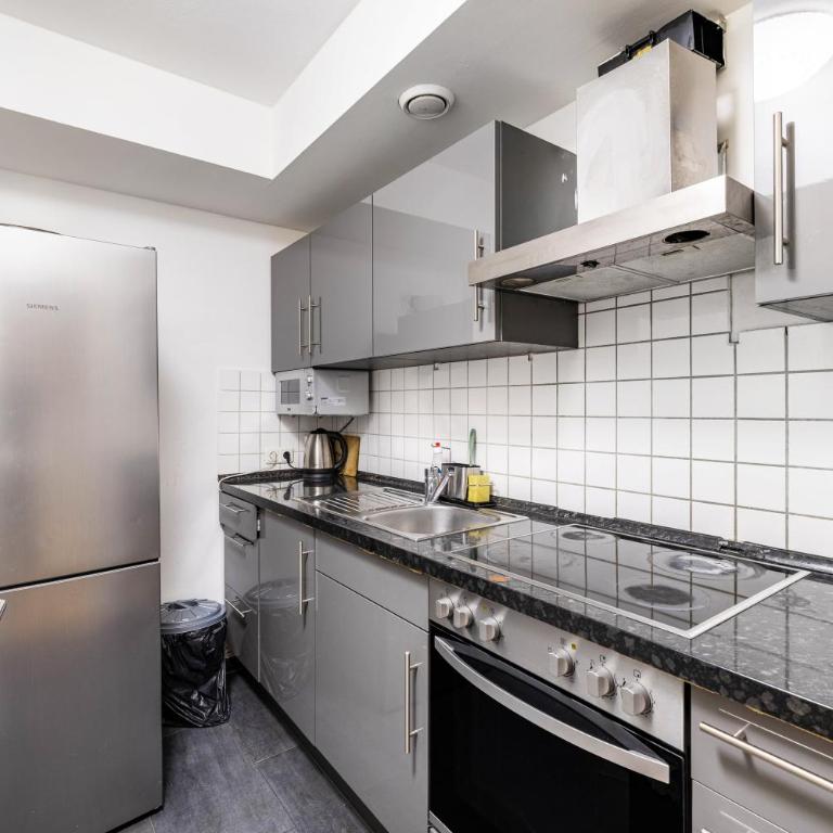 Aldars Urban Trio Suite No.12 - Apartamento Deluxe de 2 dormitorios con balcón - 11