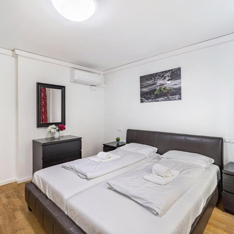 Aldars Urban Trio Suite No.12 - Apartamento Deluxe de 2 dormitorios con balcón - 15