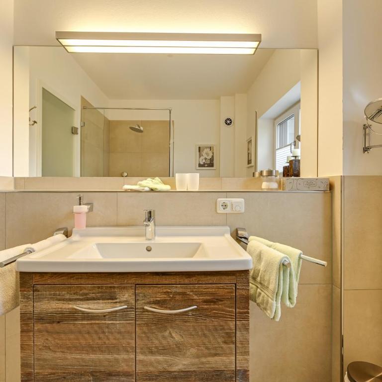 Ferienwohnung Panorama Eg - Deluxe-Apartment mit 2 Schlafzimmern und Gartenblick - 19
