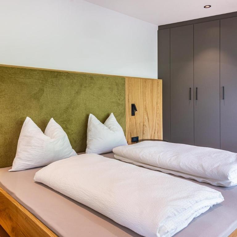 Hofer Hof Mut - Deluxe-Apartment mit 2 Schlafzimmern und Gartenblick - 10