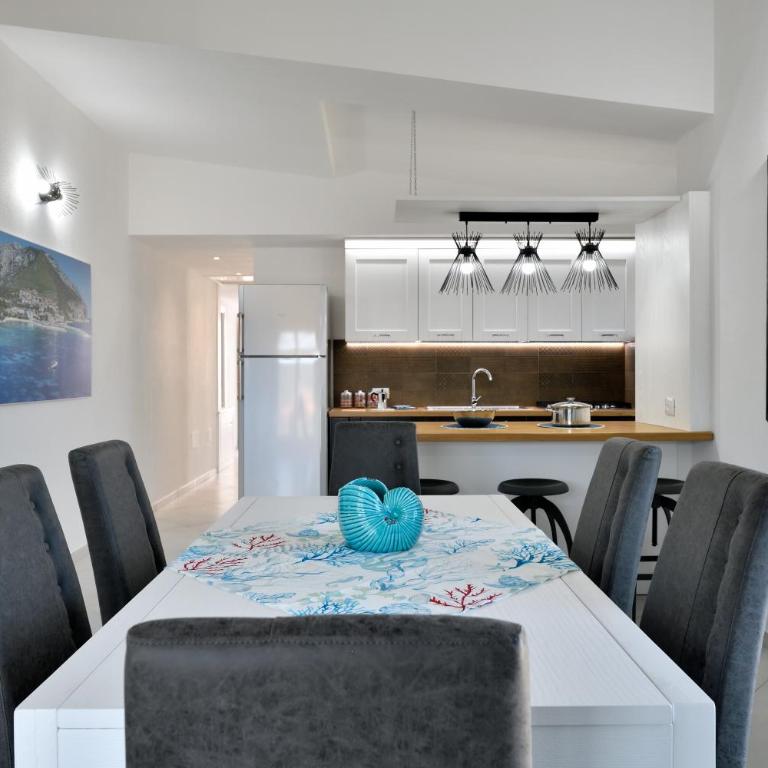 Appartamento vista Golfo - Appartamento Deluxe con 2 Camere da Letto e Vista Oceano - 16
