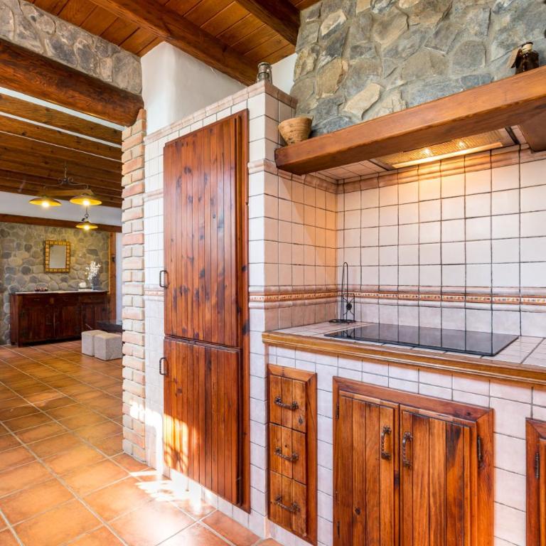 Casa Patricia Nerja - Apartamento de 2 dormitorios con vistas a la montaña - 12