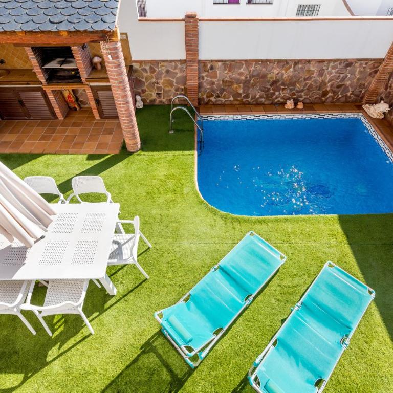 Casa Patricia Nerja - Apartamento de 2 dormitorios con vistas a la montaña - 2