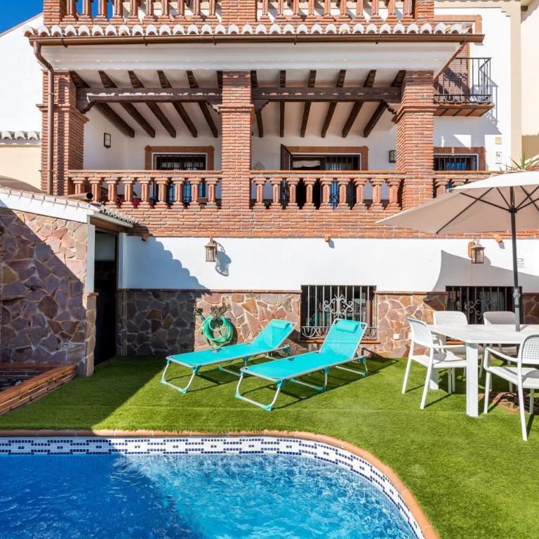 Casa Patricia Nerja - Apartamento de 2 dormitorios con vistas a la montaña - 3