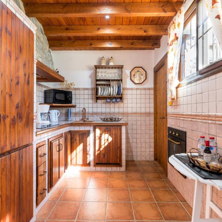 Casa Patricia Nerja - Apartamento de 2 dormitorios con vistas a la montaña - 10