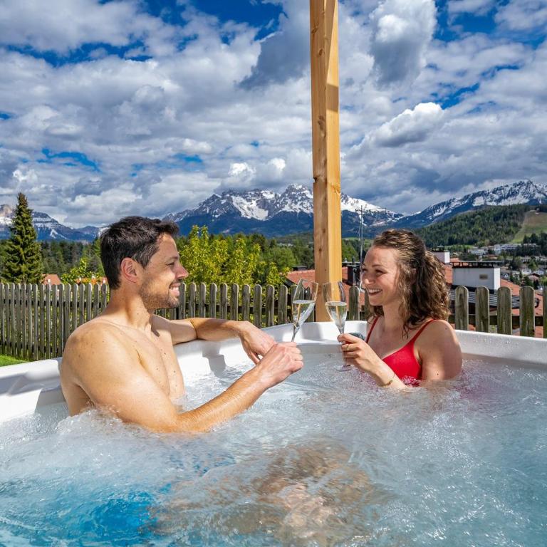 Chalet Schlossberg Rosengarten - Appartamento Deluxe con 2 Camere da Letto e Vista Giardino - 1