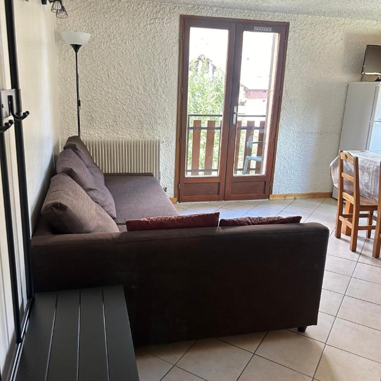 Chalet Moulinot - Appartamento Deluxe con 2 Camere da Letto e Vista Giardino - 3