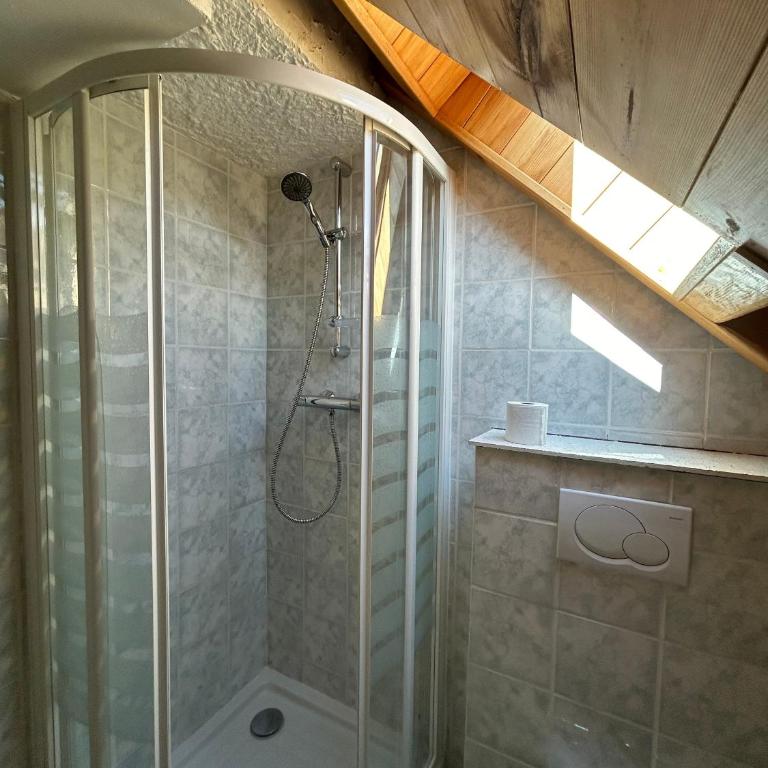 Chalet Moulinot - Appartamento Deluxe con 2 Camere da Letto e Vista Giardino - 10