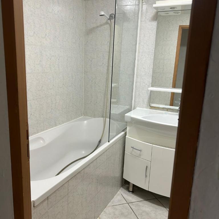 Chalet Moulinot - Appartamento con 3 Camere da Letto e Vista Montagna - 11