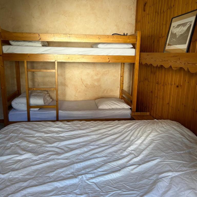 Chalet Moulinot - Appartamento con 3 Camere da Letto e Vista Montagna - 9
