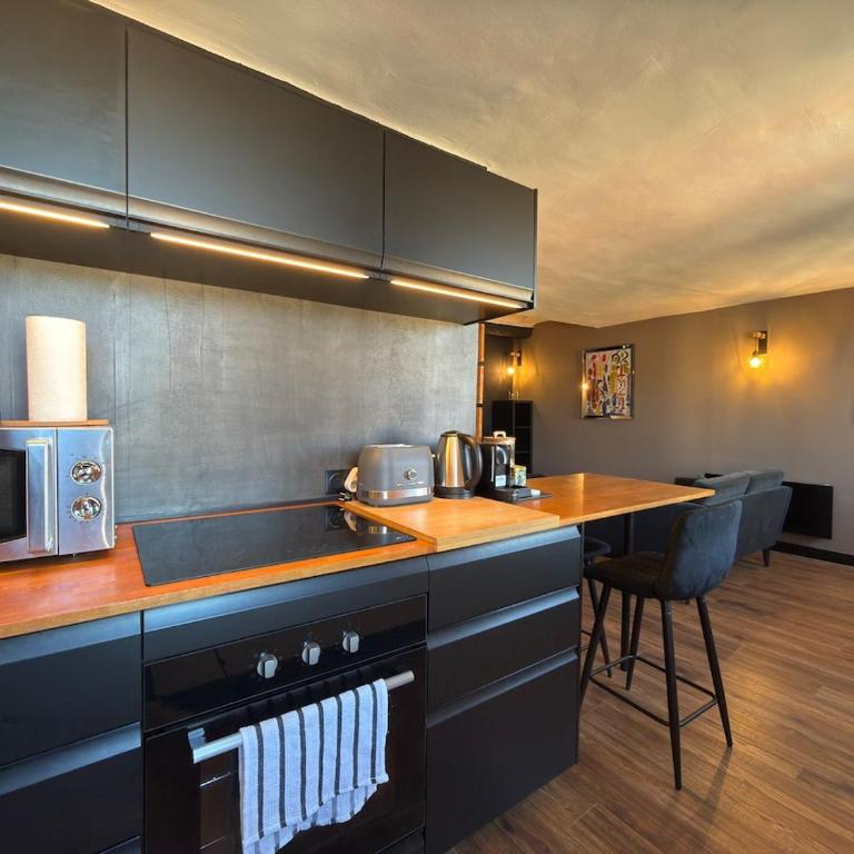 Contemporain - Centre-ville - Port 5min - Deluxe Apartment mit 1 Schlafzimmer - 10