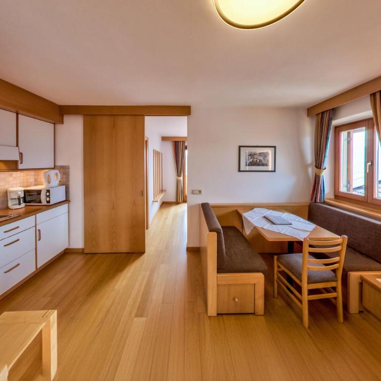 Ferienwohnung Mölten - Superior Apartment mit 1 Schlafzimmer und Balkon - 4