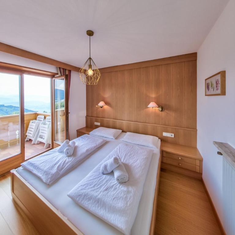 Ferienwohnung Mölten - Superior Apartment mit 1 Schlafzimmer und Balkon - 2
