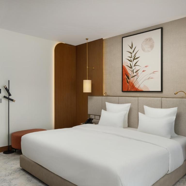 Mövenpick Hotel & Residences Teuta Kotor Bay - Classic Double Room - 4