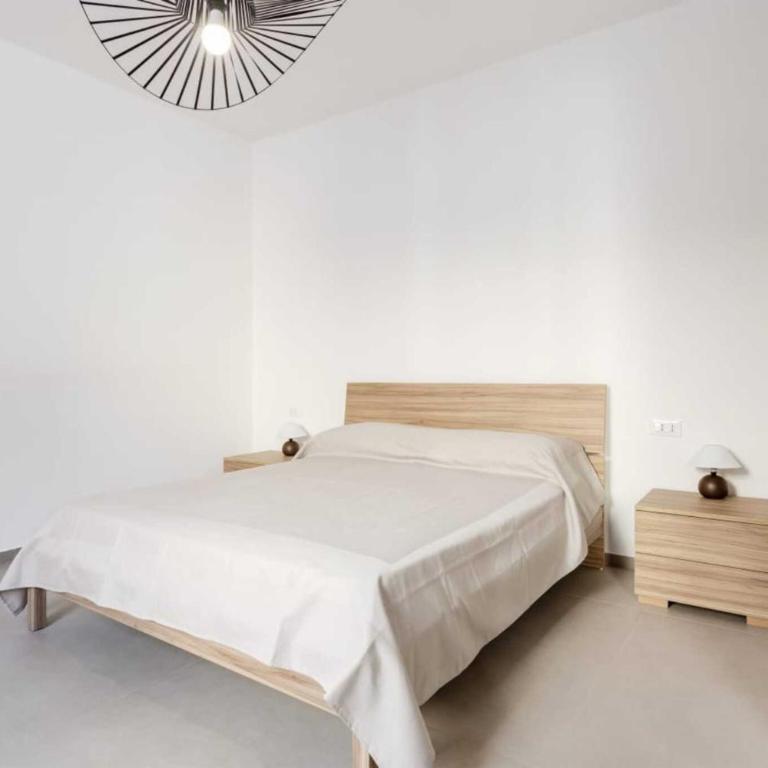 Travel Rooms - Arenella Holidays - Superior One-Bedroom Apartment with Balcony - 10
