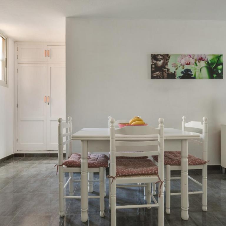 Casa Caletillas - Apartamento Premium de 3 dormitorios con balcón - 5