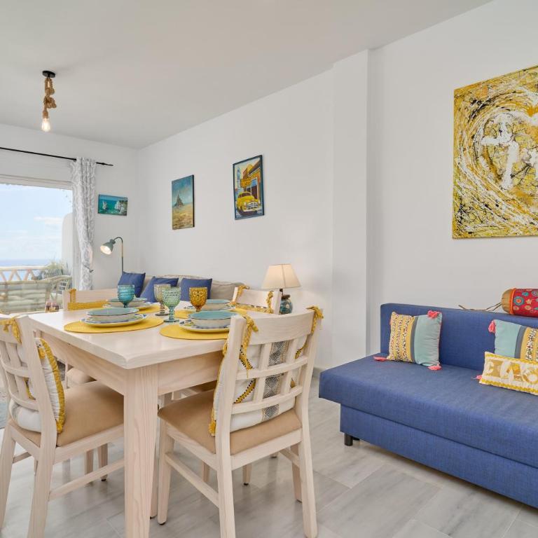 Vista al Mar - Two-Bedroom Deluxe Apartment with Ocean View - 13