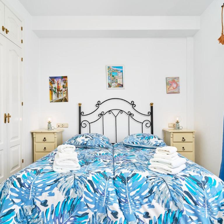 Vista al Mar - Two-Bedroom Deluxe Apartment with Ocean View - 16