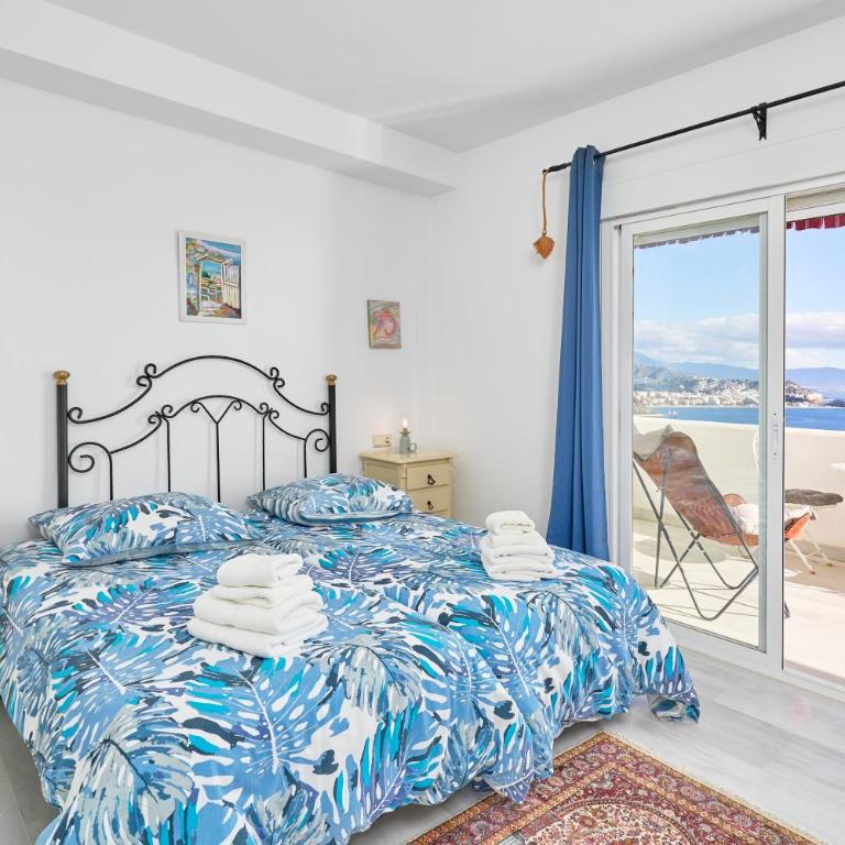 Vista al Mar - Two-Bedroom Deluxe Apartment with Ocean View - 15