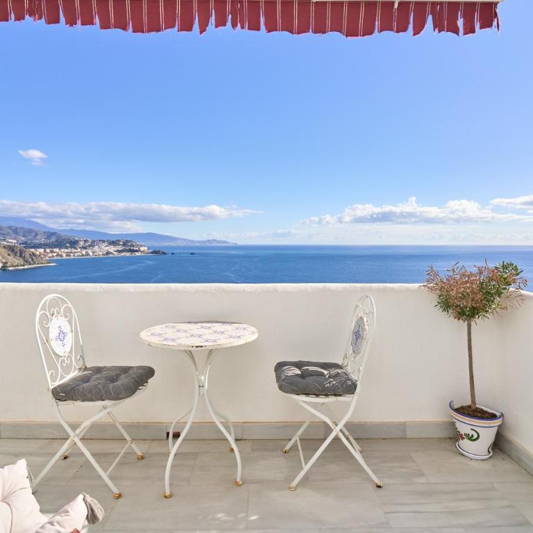 Vista al Mar - Two-Bedroom Deluxe Apartment with Ocean View - 29